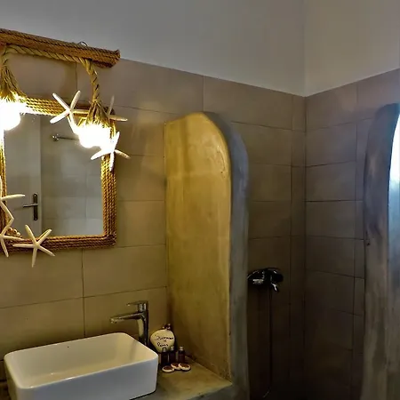 Casa Lea * Naousa (Paros)